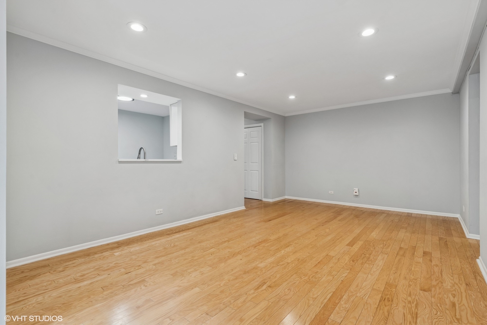 2336 N Commonwealth Avenue Unit: 108