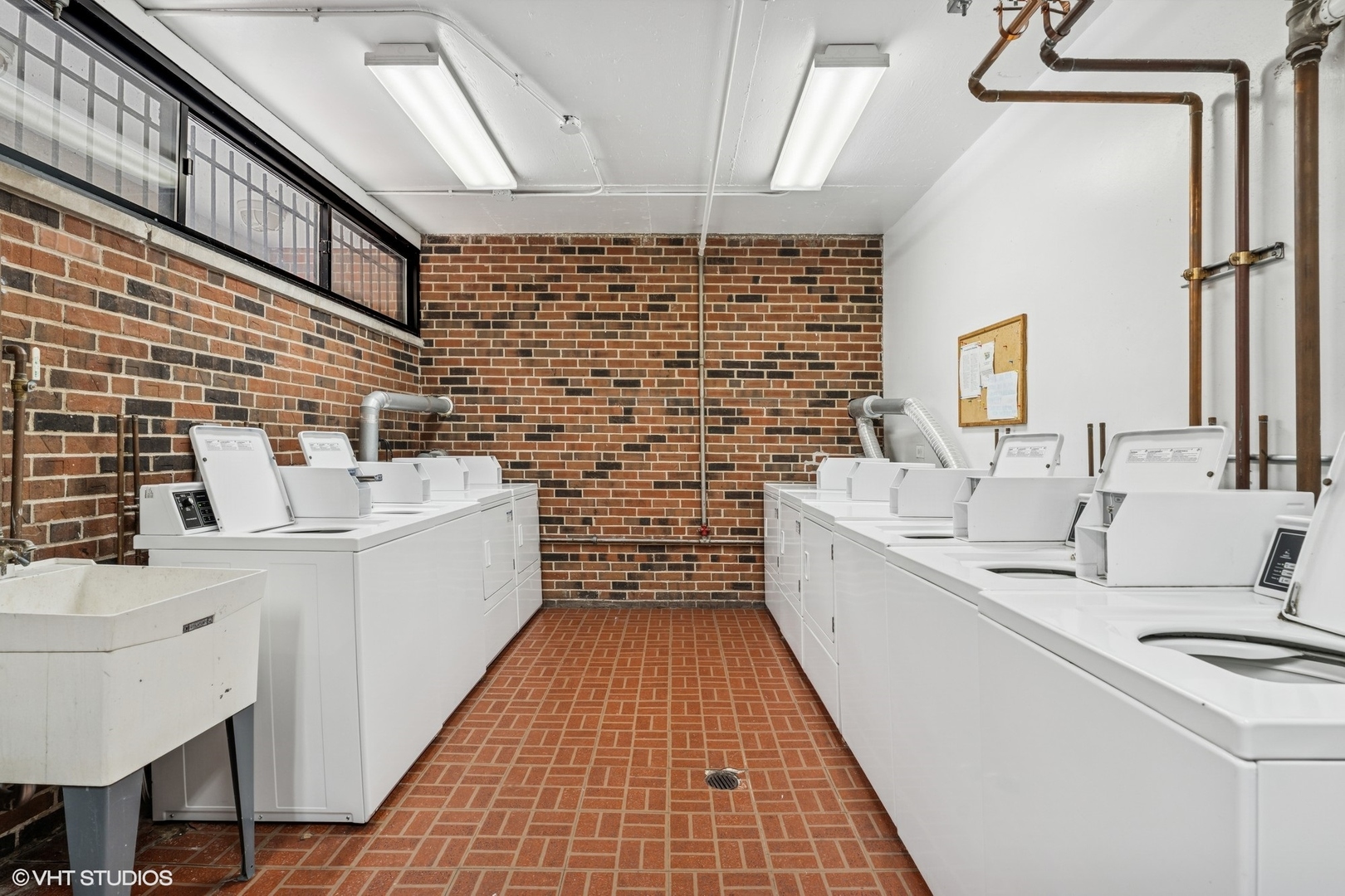 2336 N Commonwealth Avenue Unit: 108