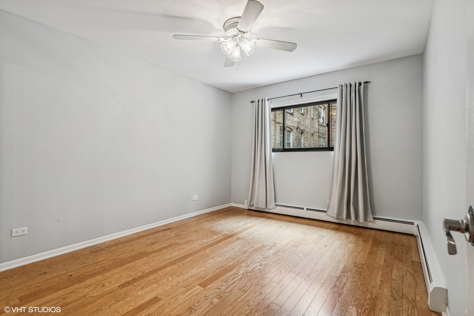 2336 N Commonwealth Avenue Unit: 108