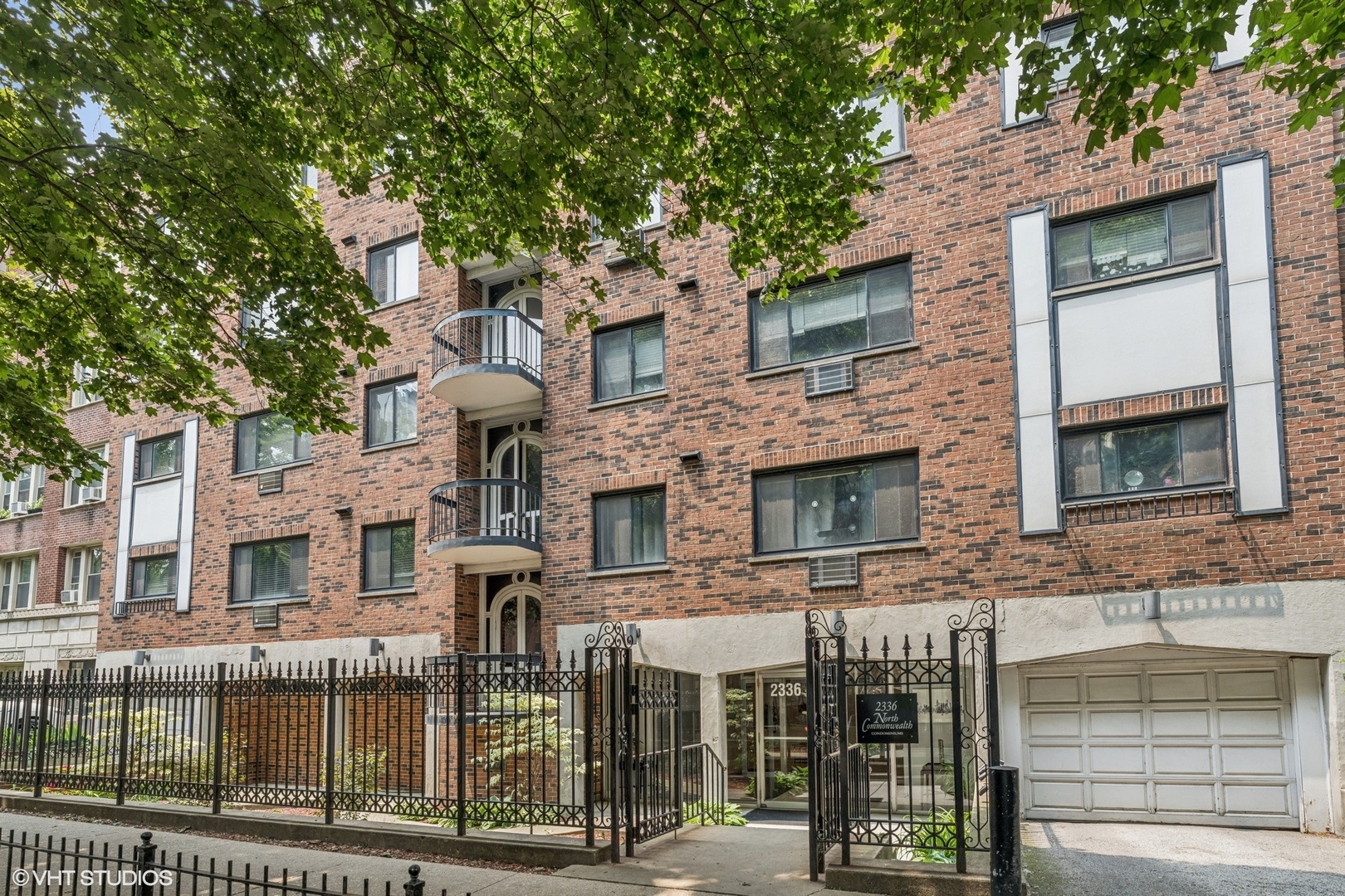 2336 N Commonwealth Avenue Unit: 108