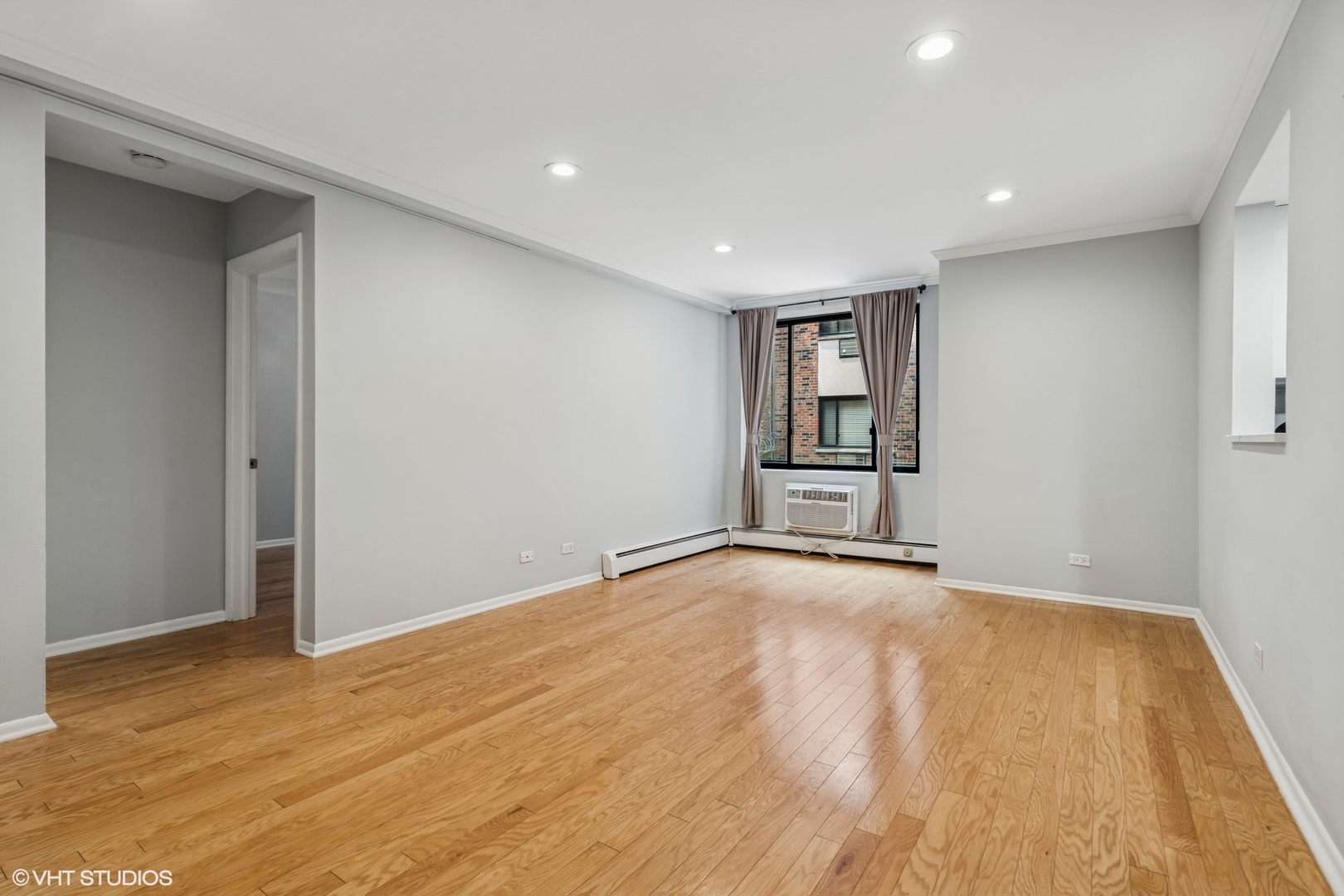 2336 N Commonwealth Avenue Unit: 108
