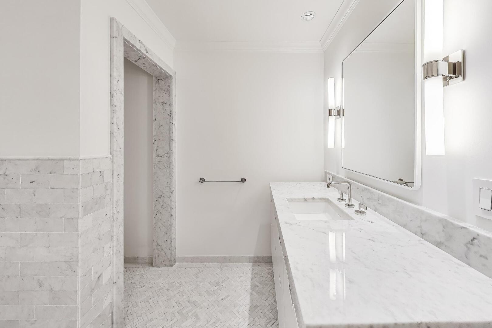 1414 N Wells Street Unit: 306