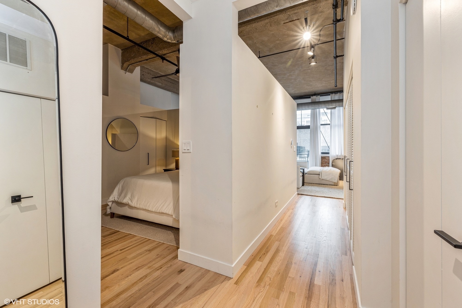 817 W Washington Boulevard Unit: 406