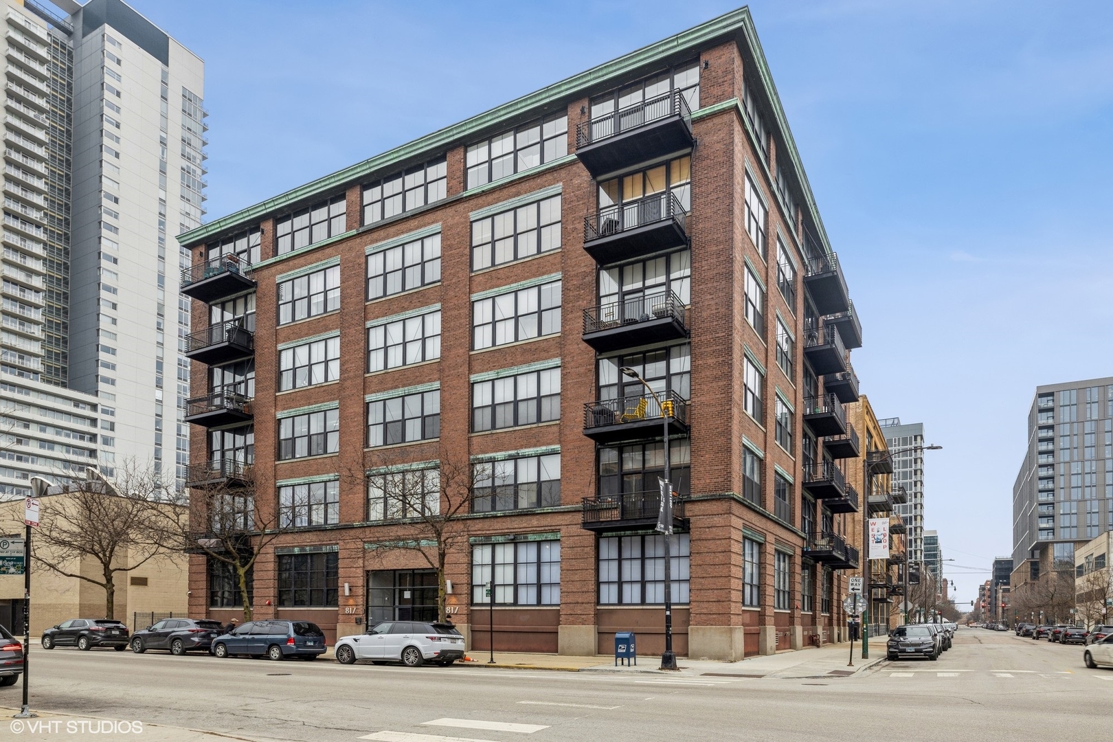 817 W Washington Boulevard Unit: 406