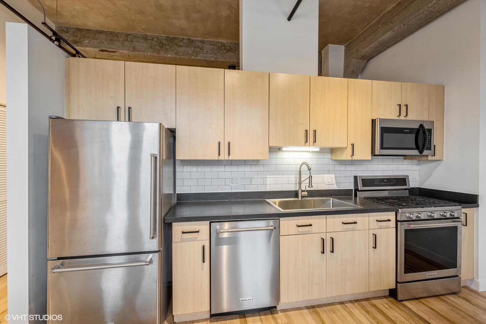 817 W Washington Boulevard Unit: 406