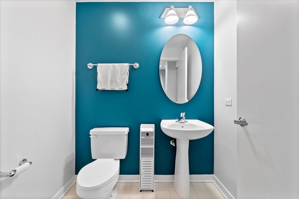 909 W Washington Street Unit: 804