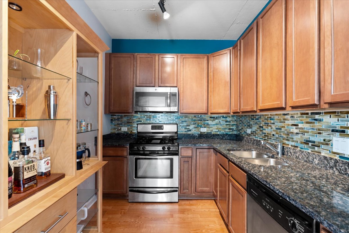 909 W Washington Street Unit: 804