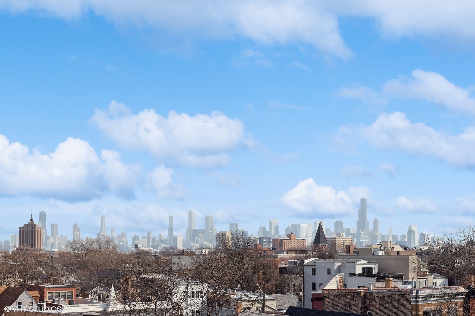 1670 N Claremont Avenue Unit: 106