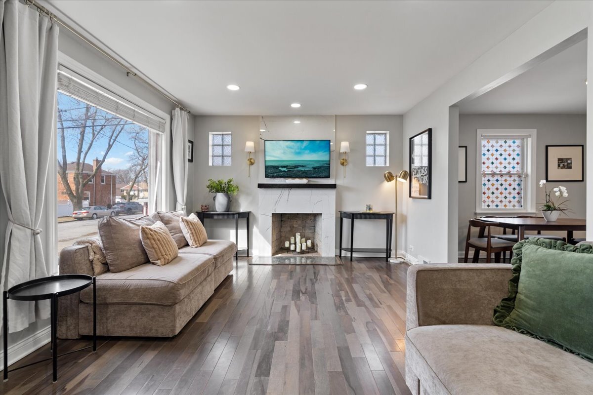 5143 N Newland Avenue