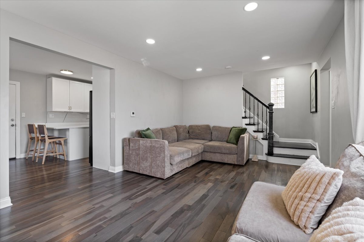 5143 N Newland Avenue