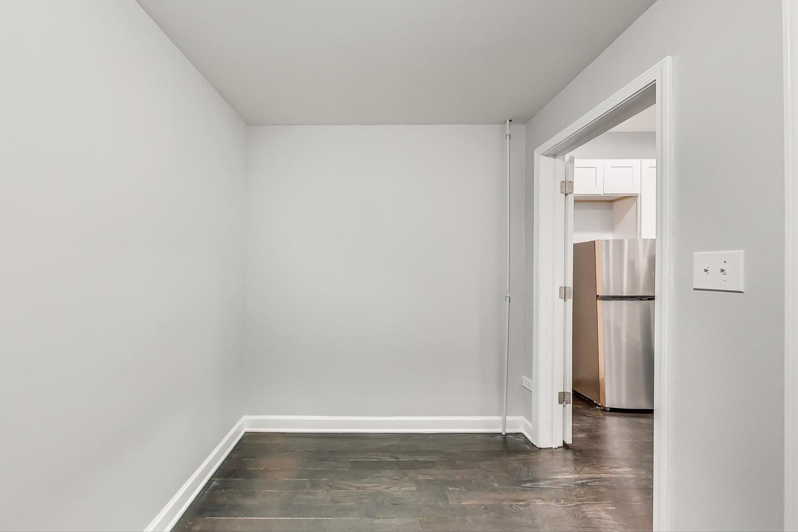 2025 W Melrose Street Unit: 1R