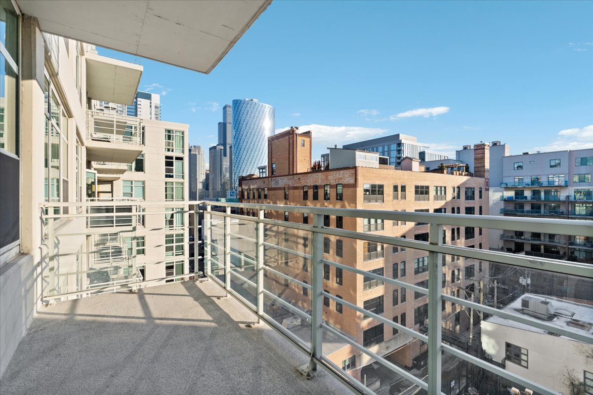909 W Washington Street Unit: 804