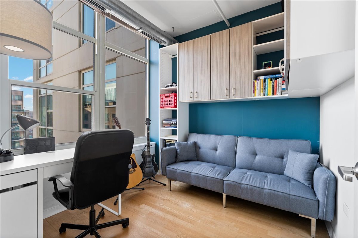 909 W Washington Street Unit: 804