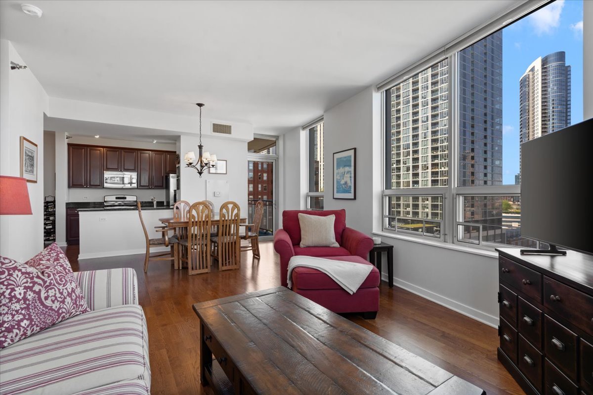 330 W Grand Avenue Unit: 1104