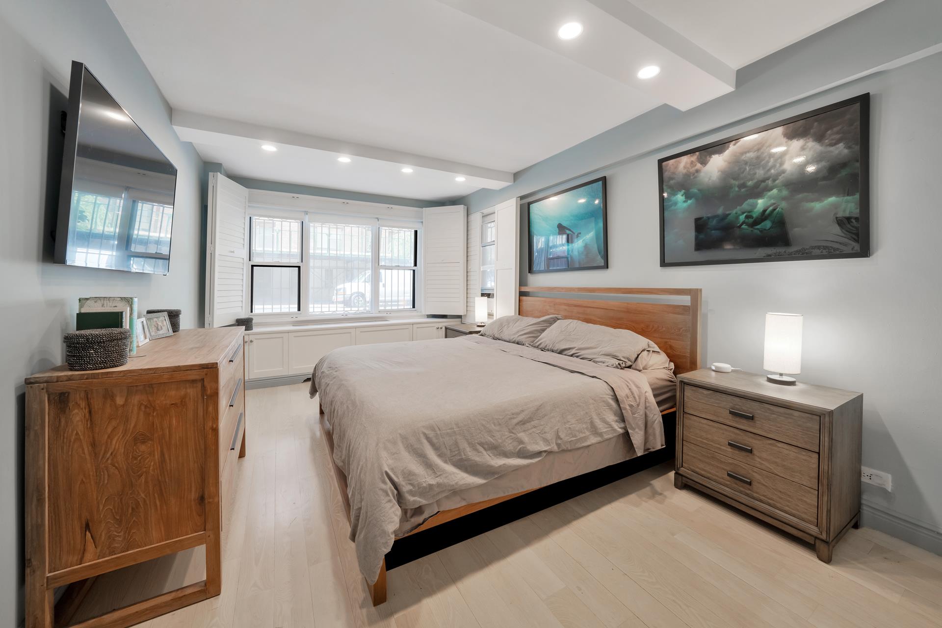 415 E 52ND Street 1EB