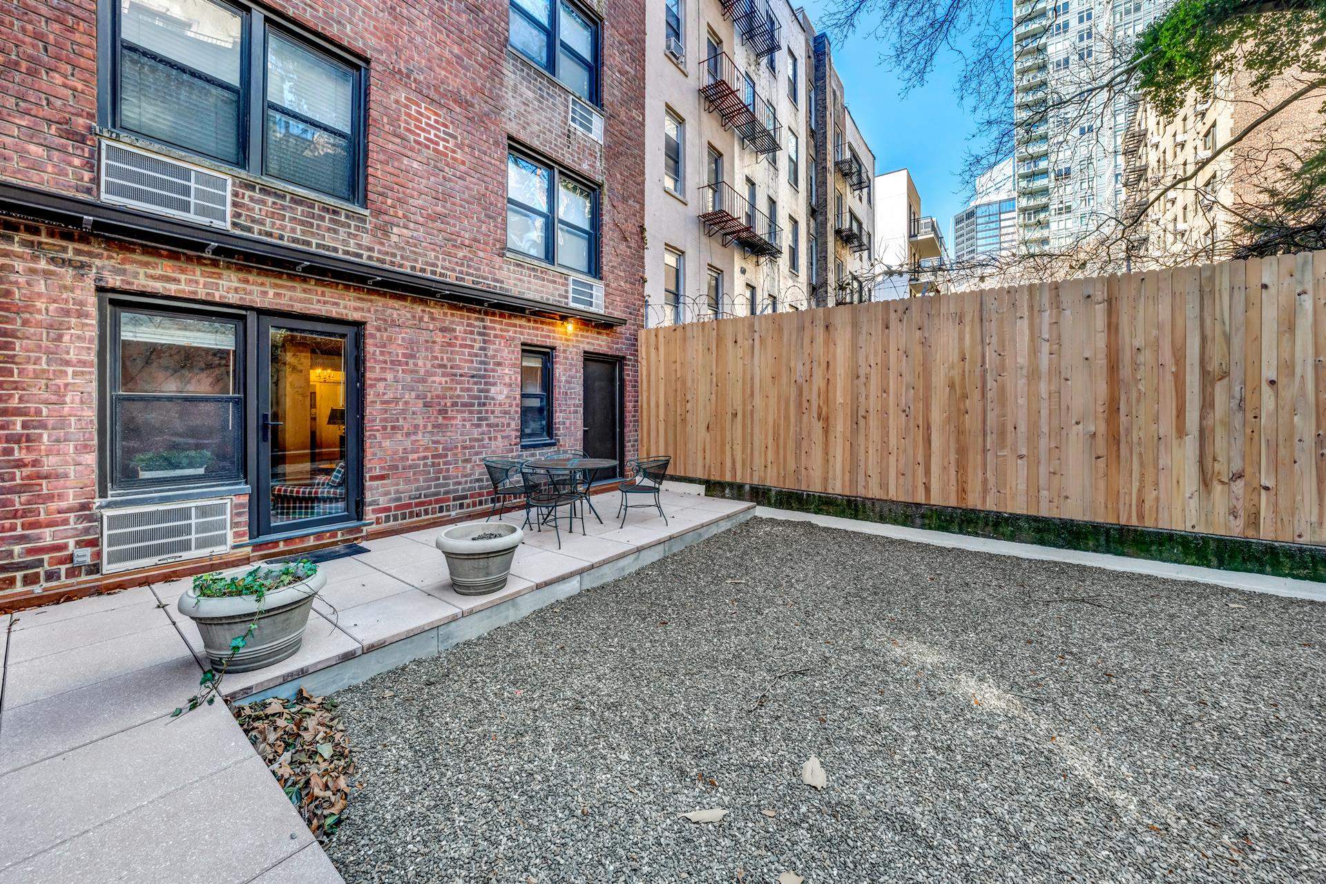 345 E 52ND Street 1H