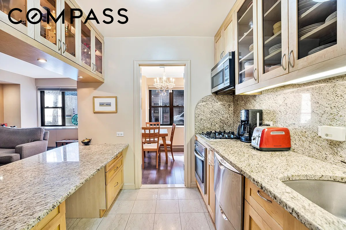 50 Sutton Place S 2D
