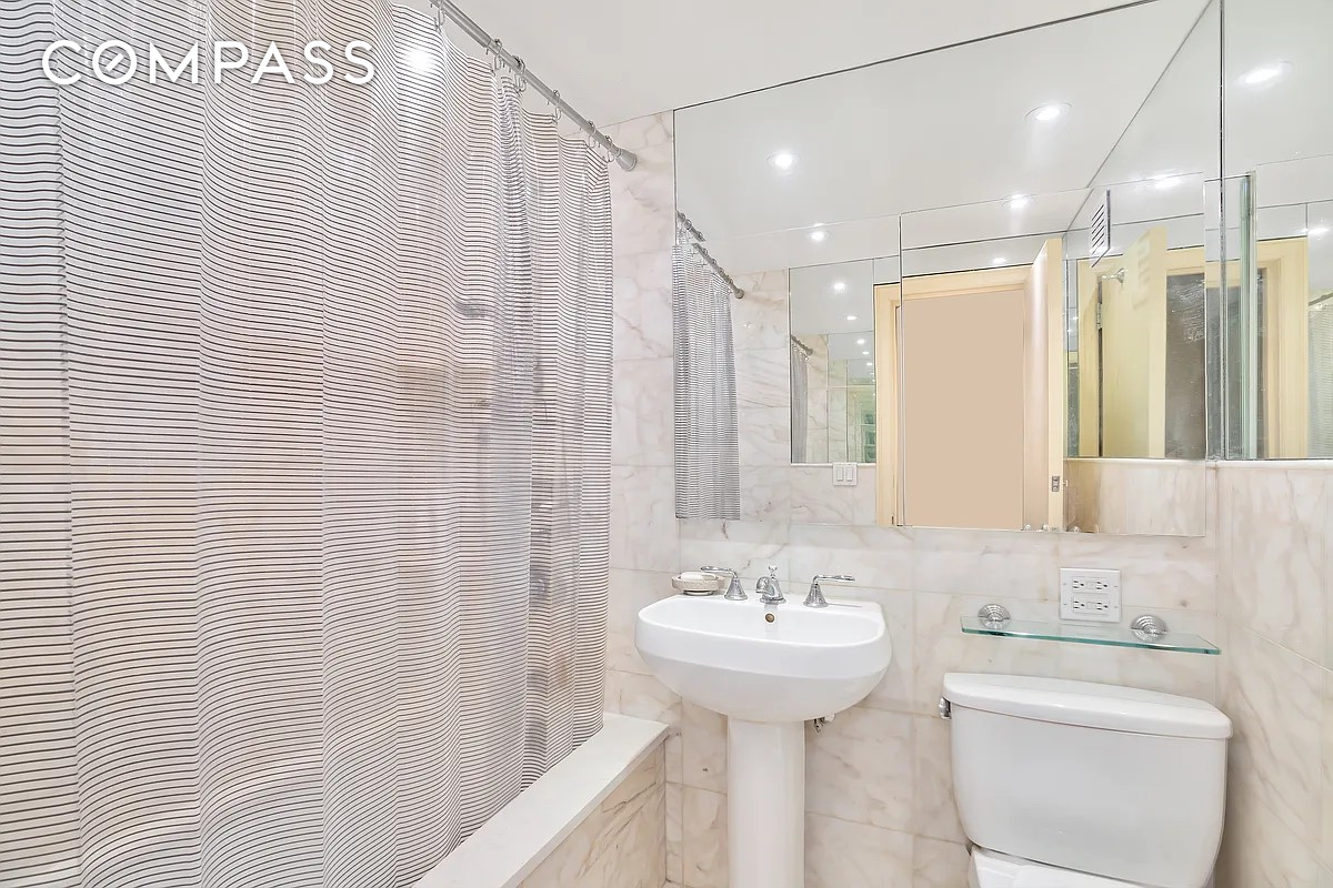 50 Sutton Place S 2D