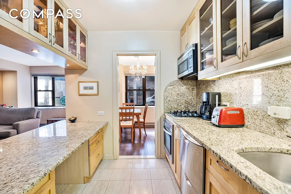 50 Sutton Place S 2D
