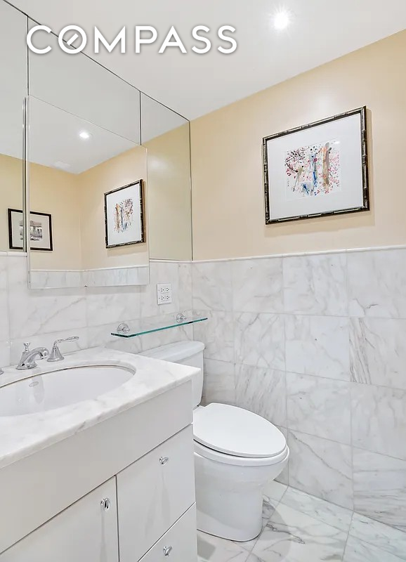 50 Sutton Place S 2D