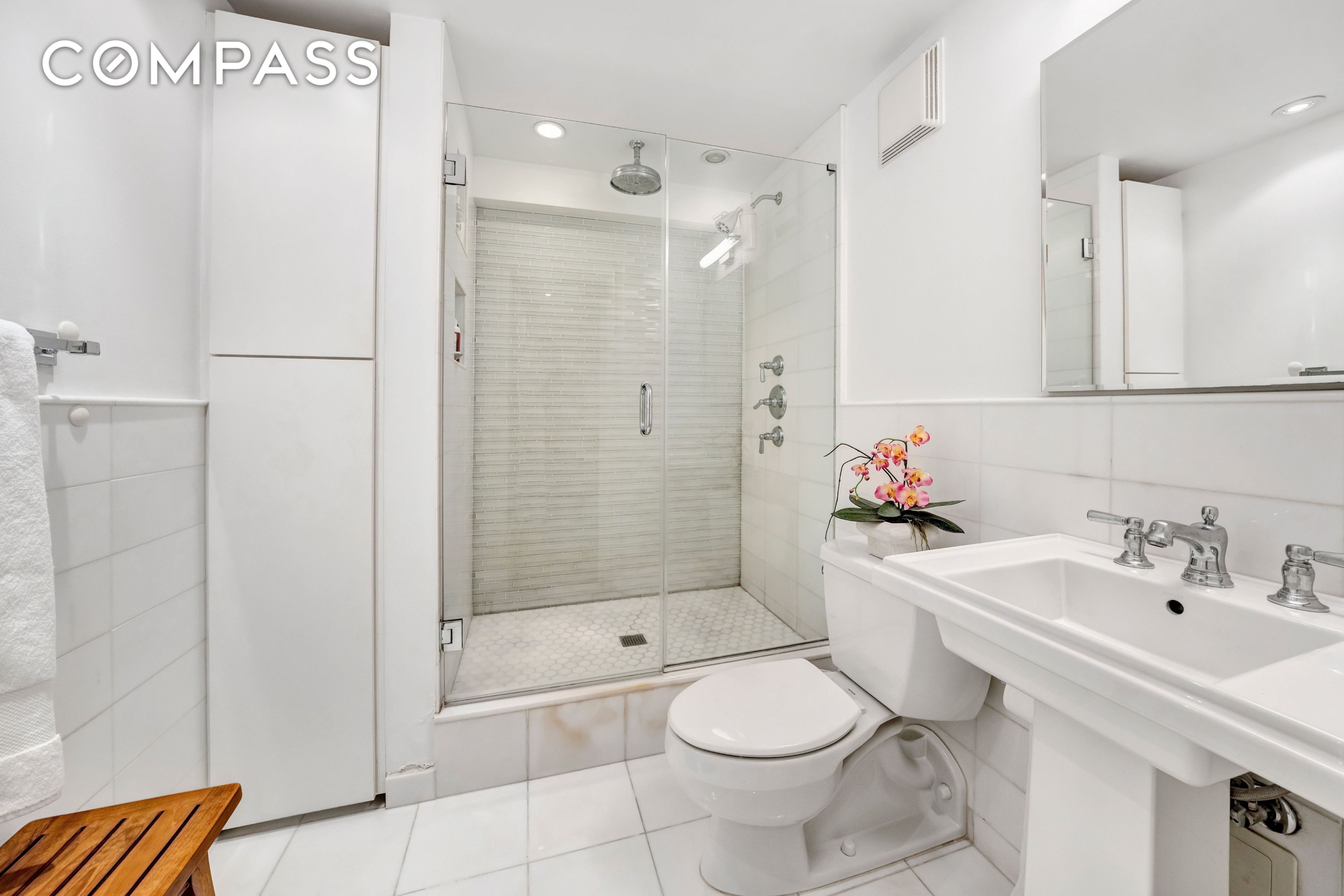 411 E 57th Street 11AB