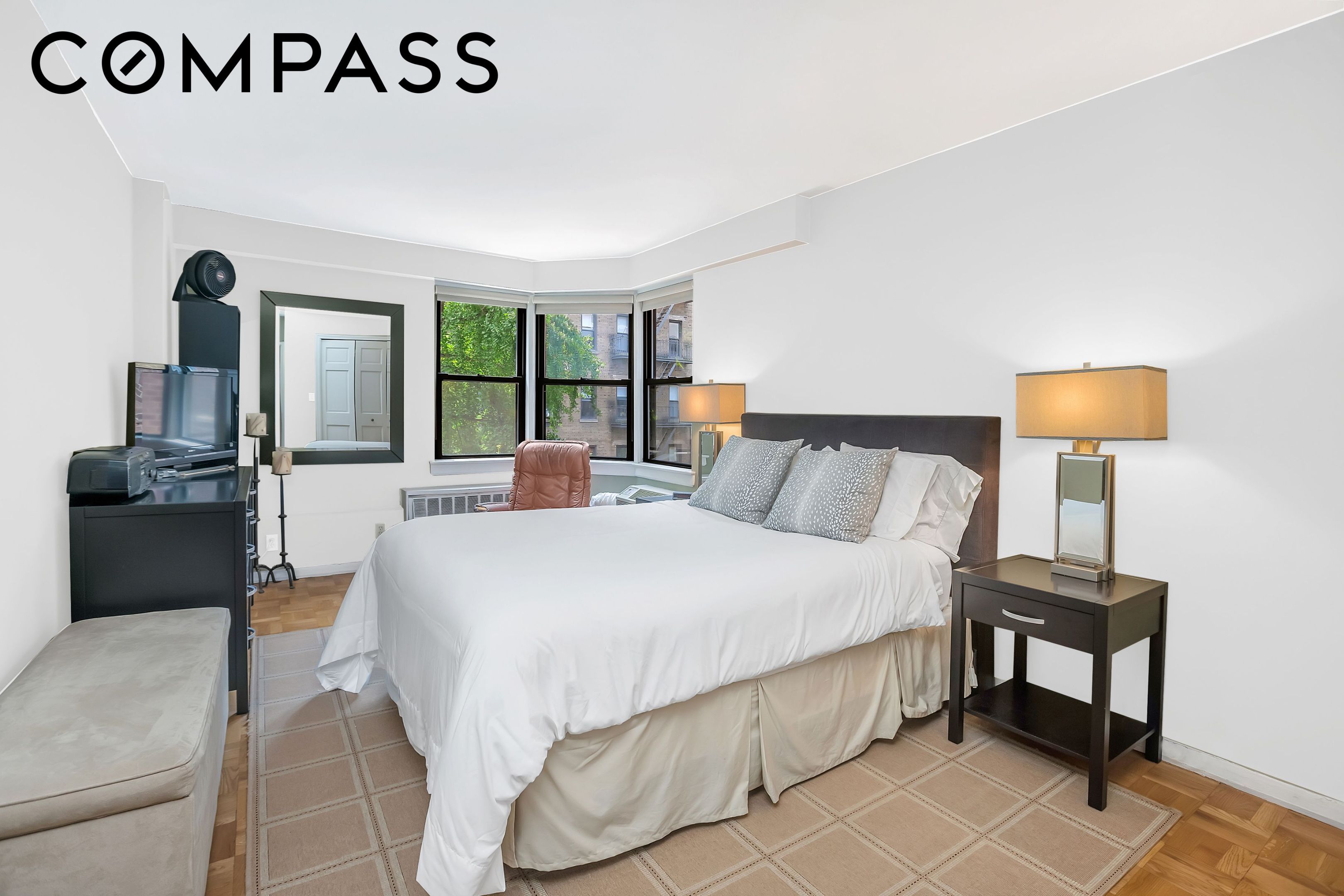 345 E 52nd Street 3G