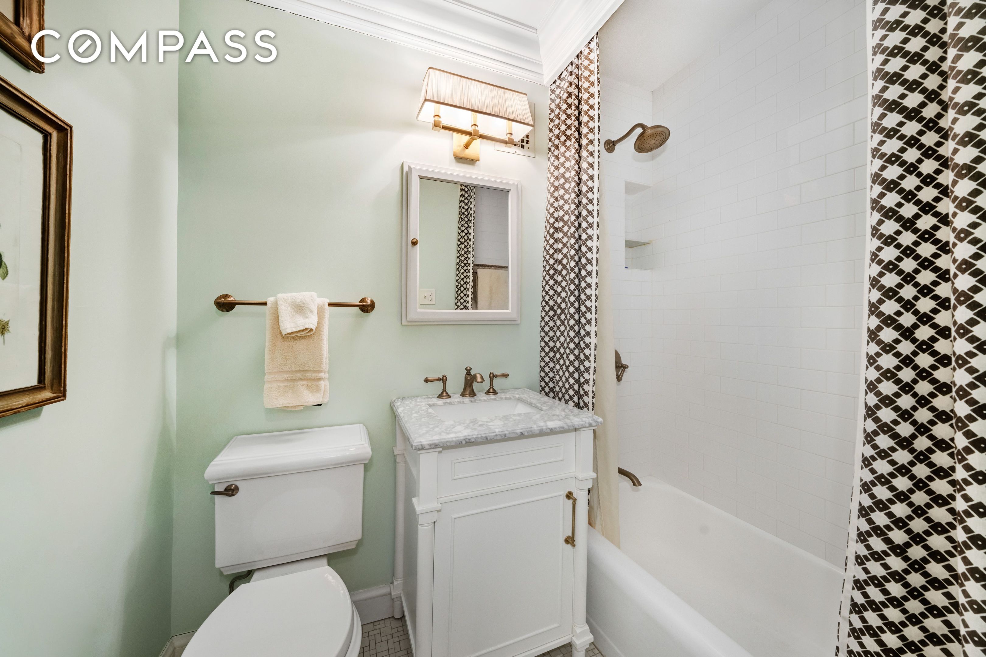 345 E 52nd Street 2C