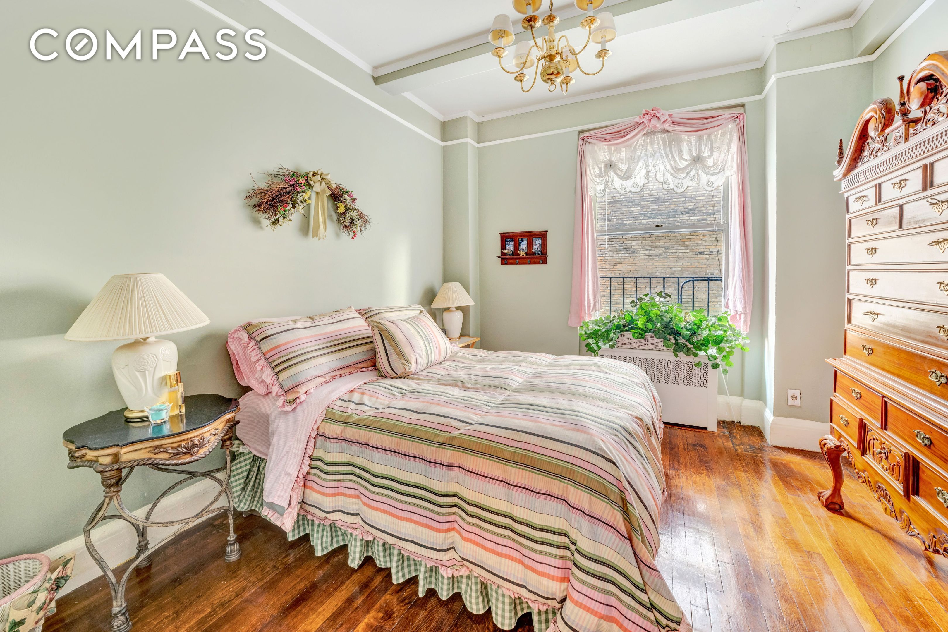 1060 Park Avenue 3B