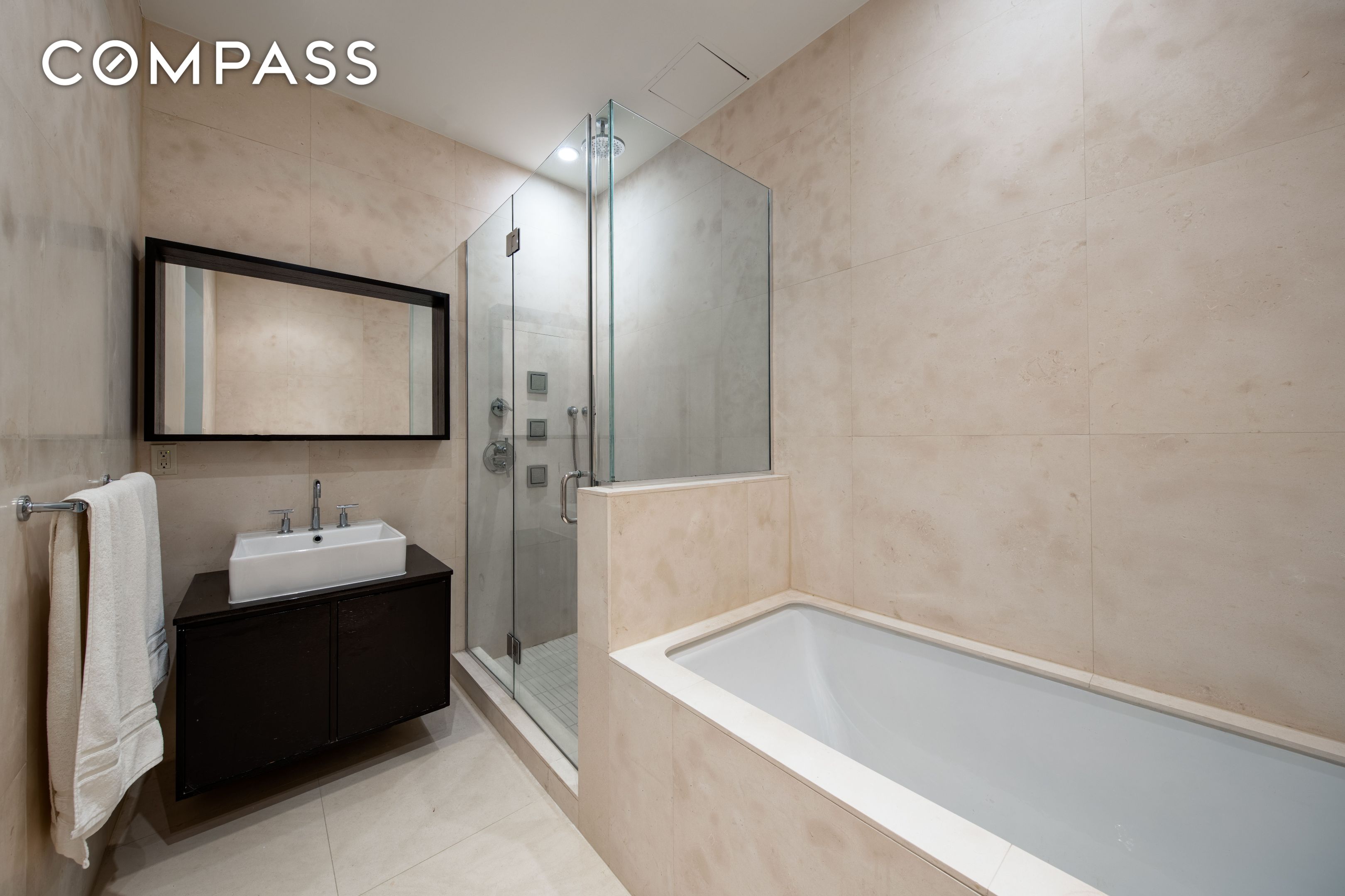 254 Park Avenue S 7P