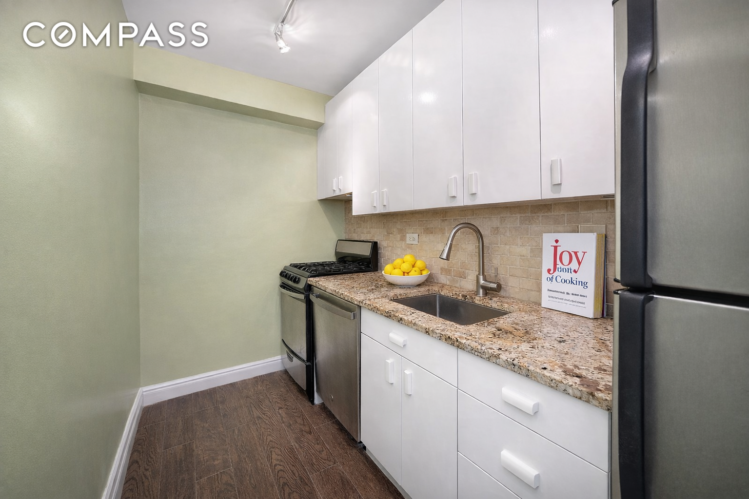 251 E 51st Street 5B