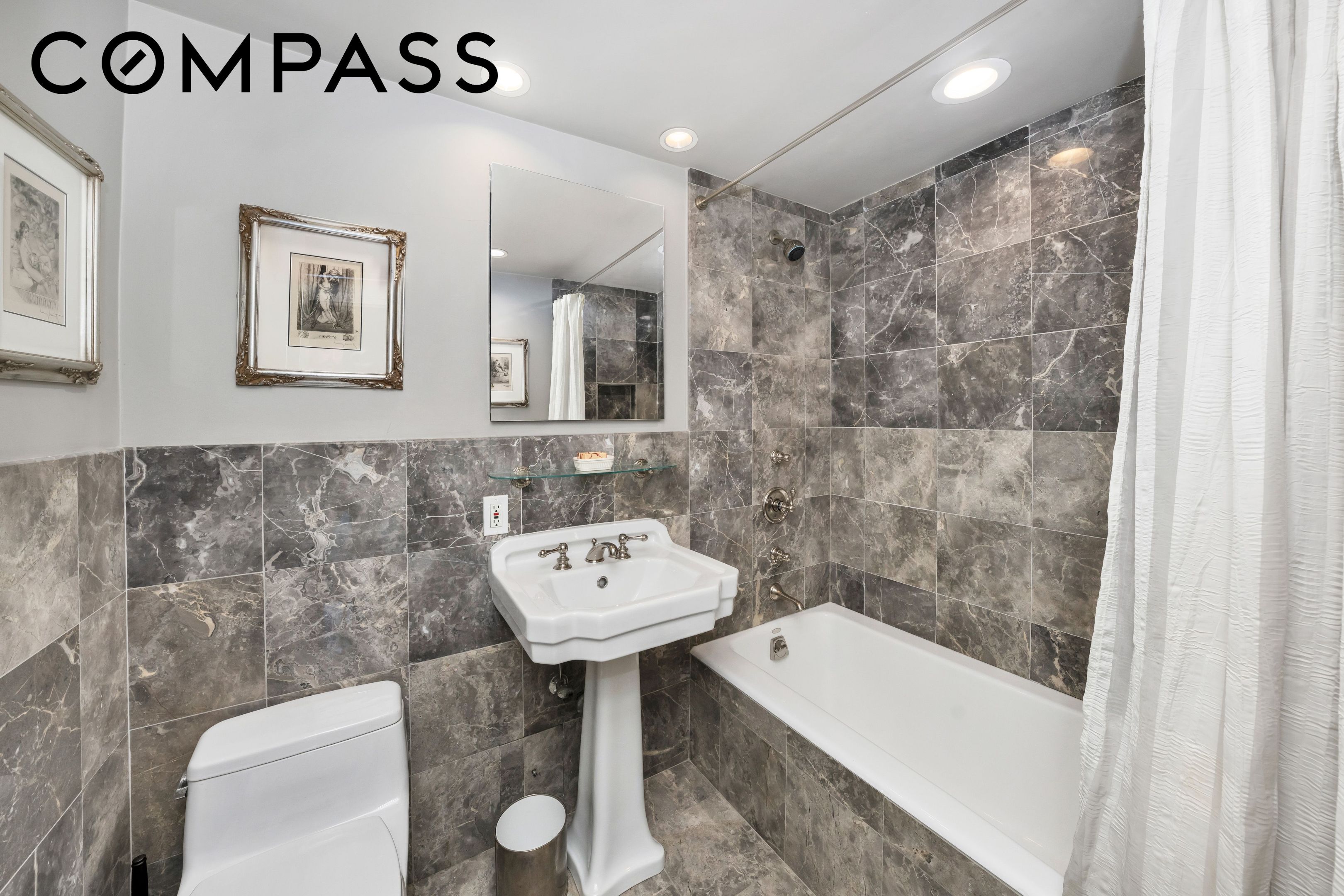 25 Sutton Place S 8G