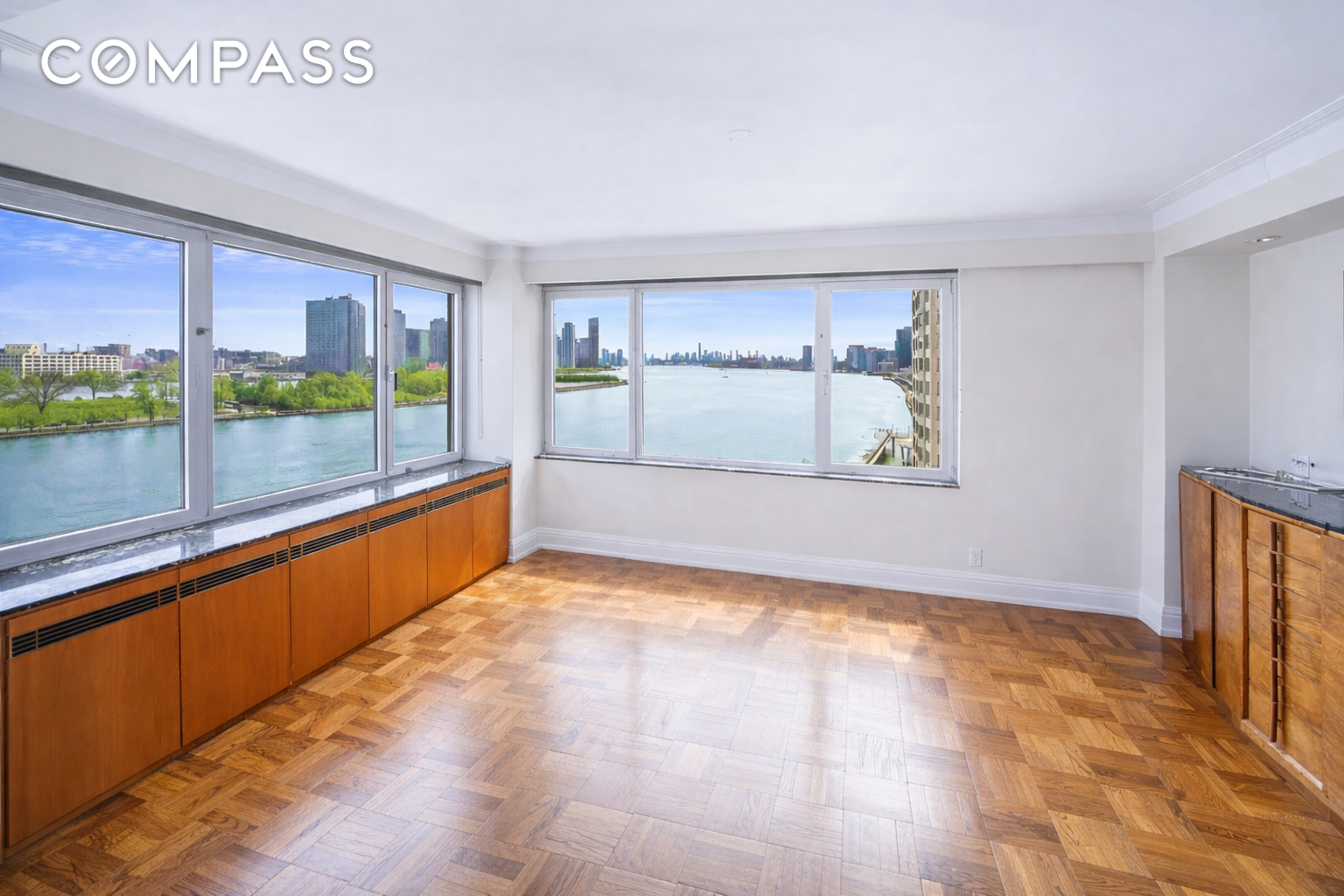 25 Sutton Place S 8G