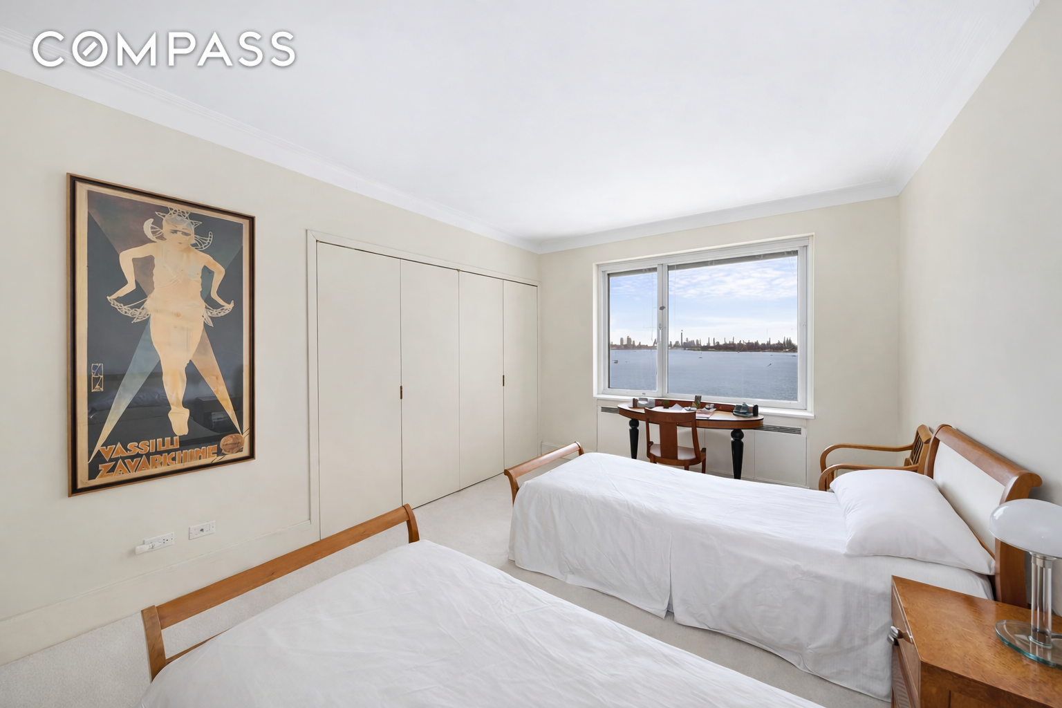 25 Sutton Place S 8G