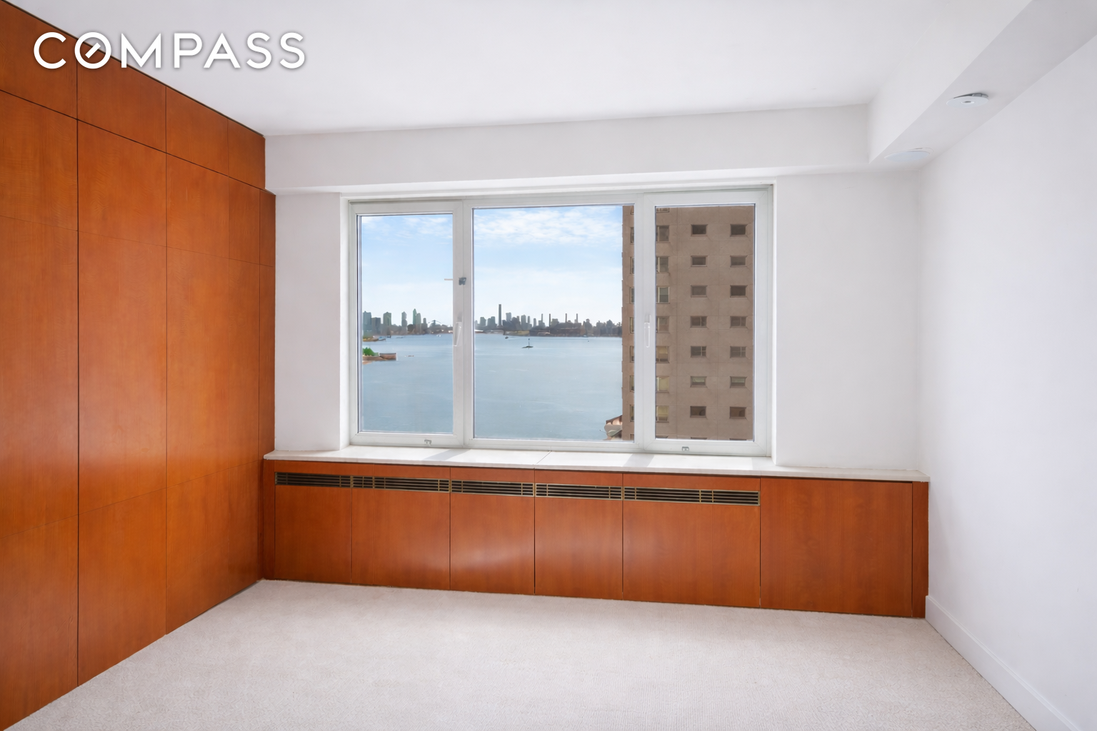 25 Sutton Place S 8G