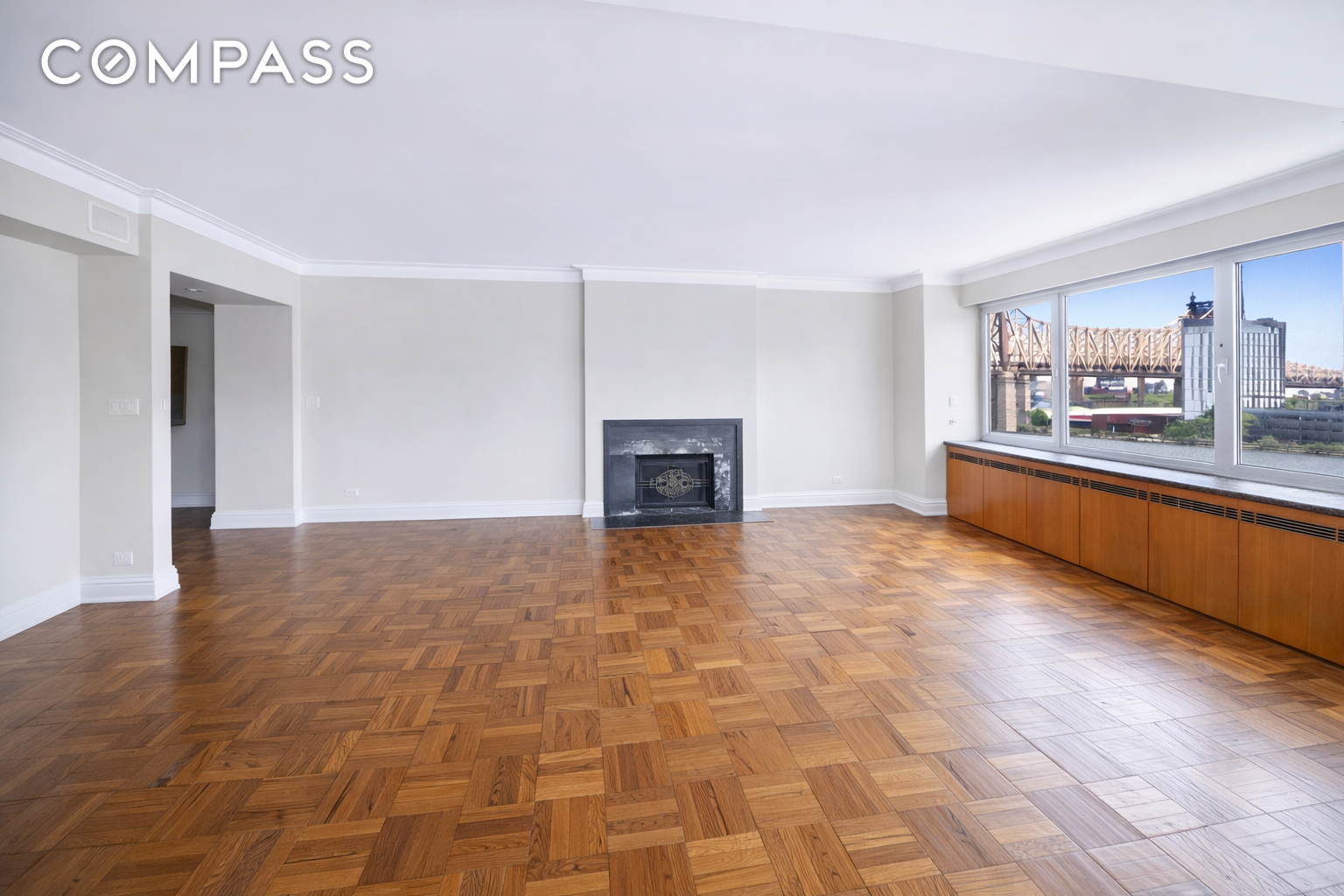 25 Sutton Place S 8G