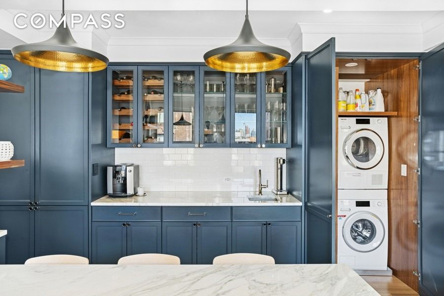 350 E 57th Street 14B