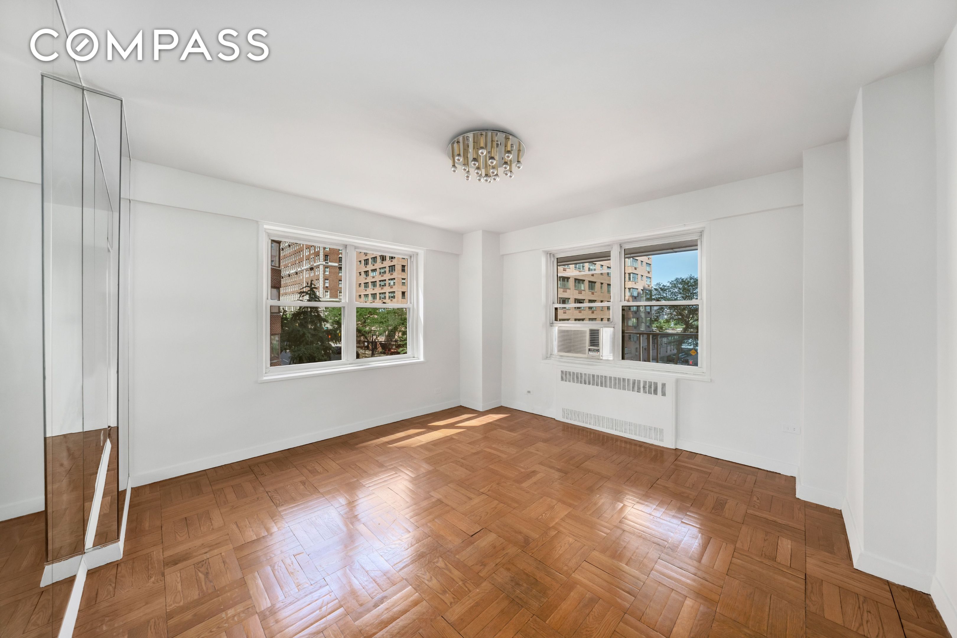 50 Sutton Place S 5E
