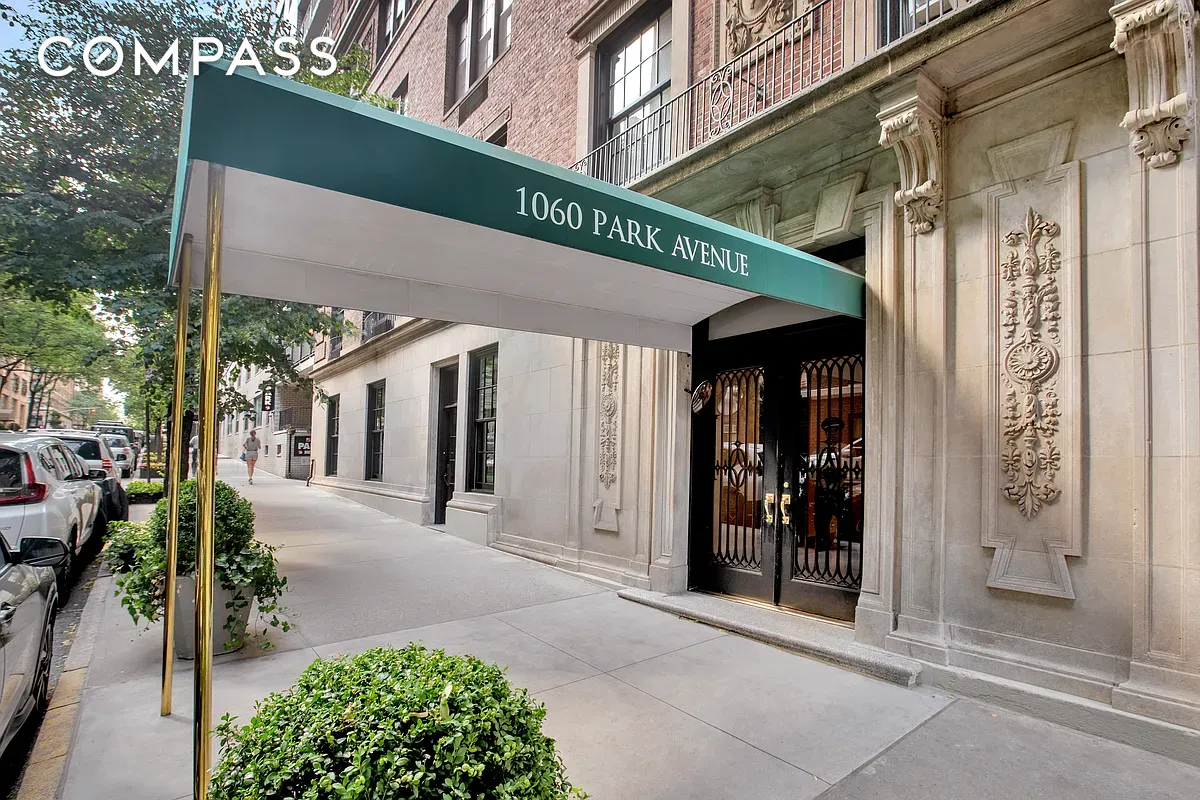 1060 Park Avenue 11A