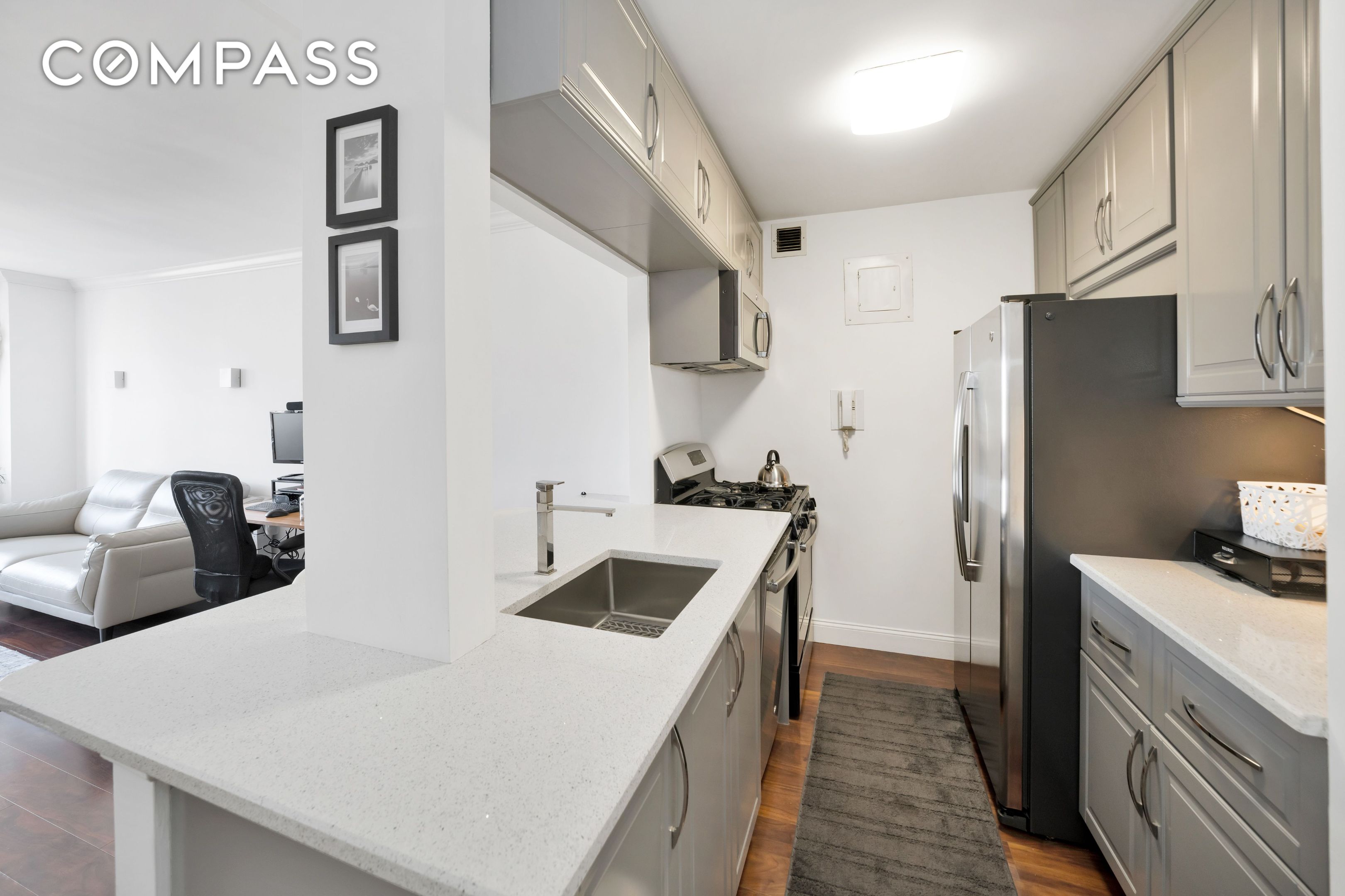 400 E 54th Street 26D