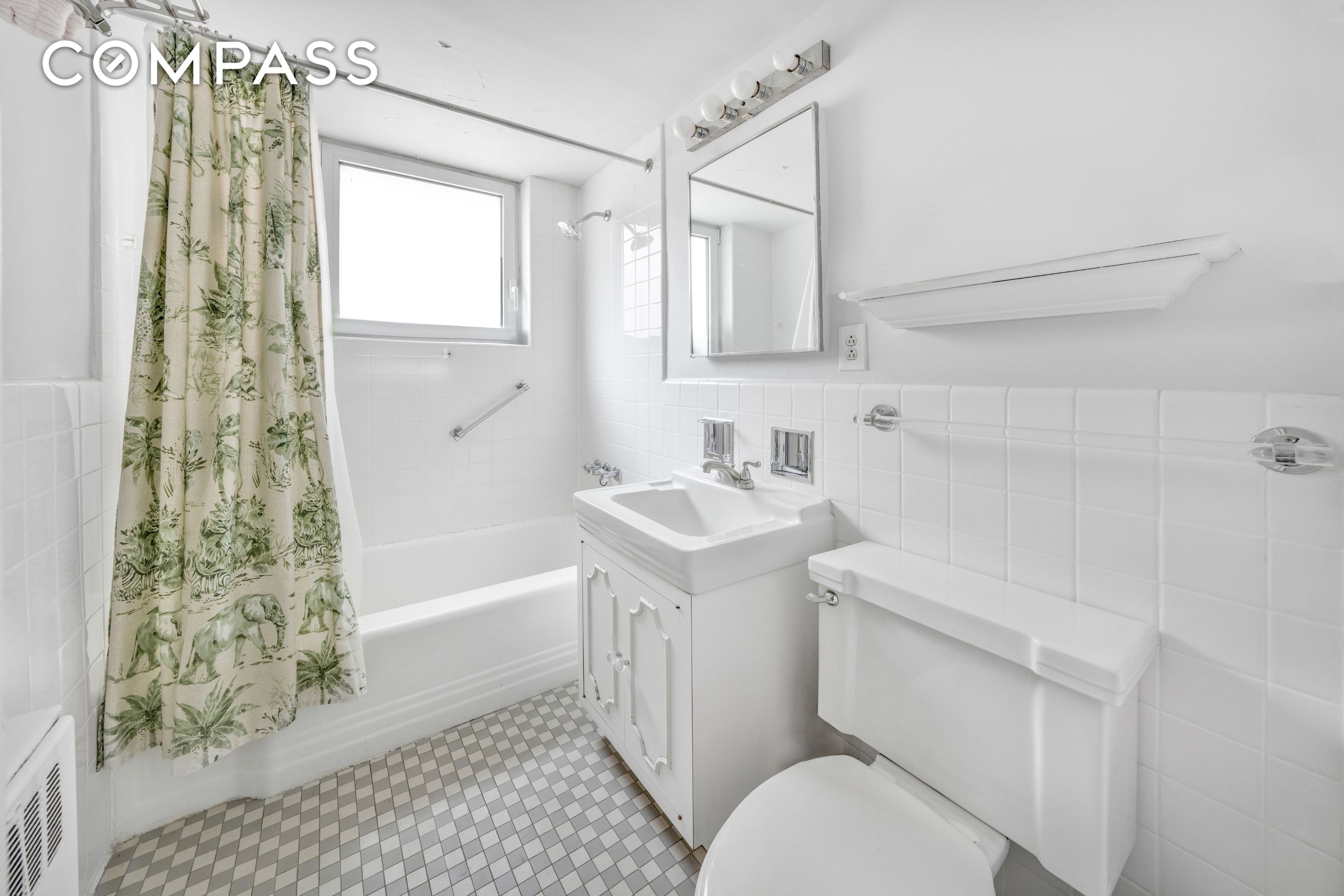 25 Sutton Place S 9R