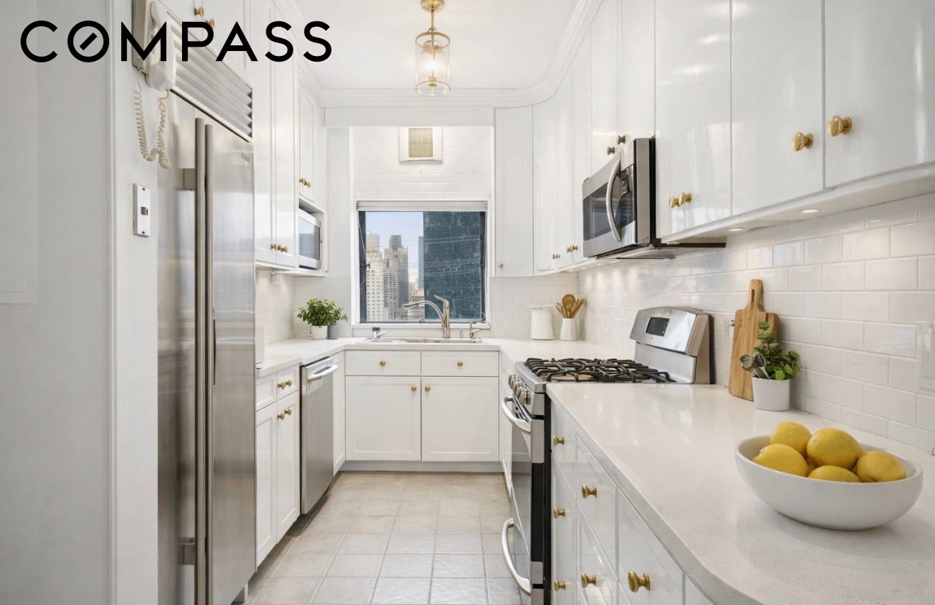 425 E 58th Street 18D