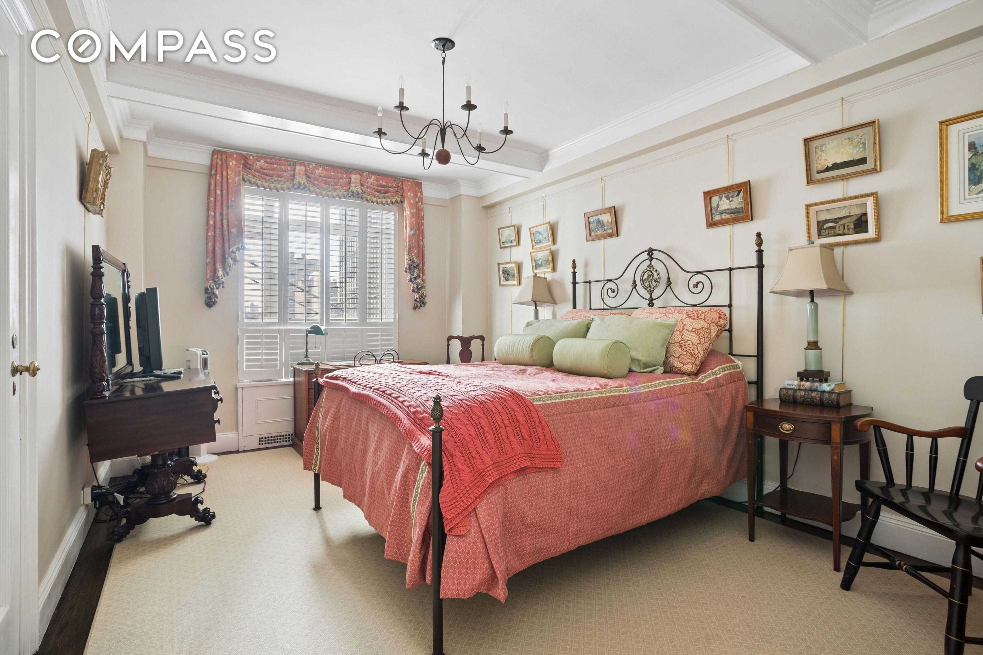 2 Beekman Place 12D