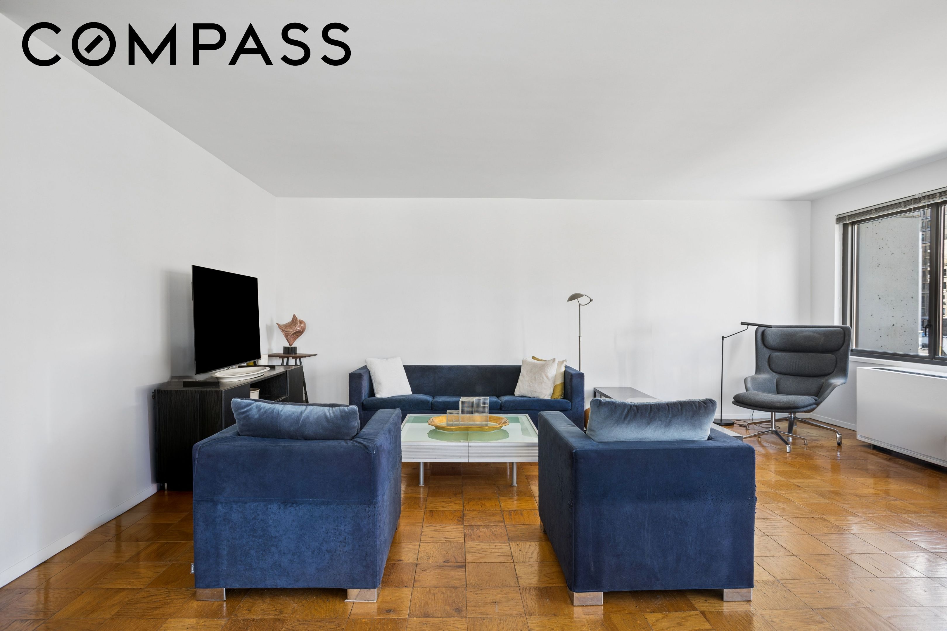 300 E 59th Street 705