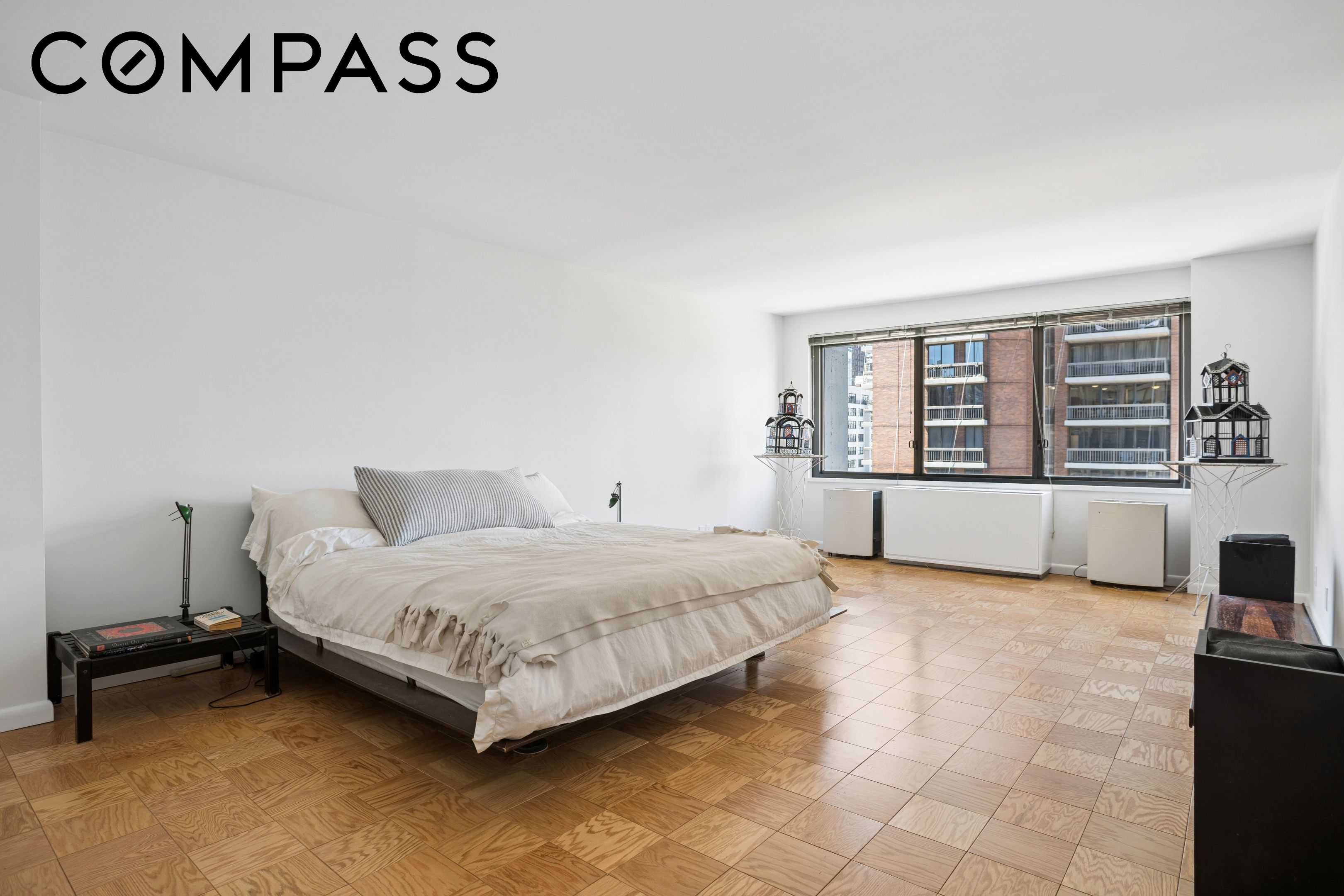 300 E 59th Street 705