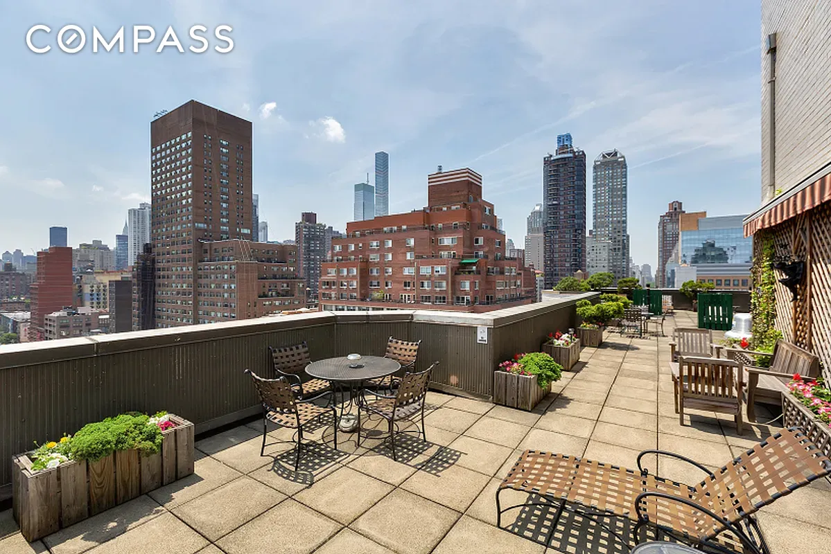 401 E 65th Street 9C