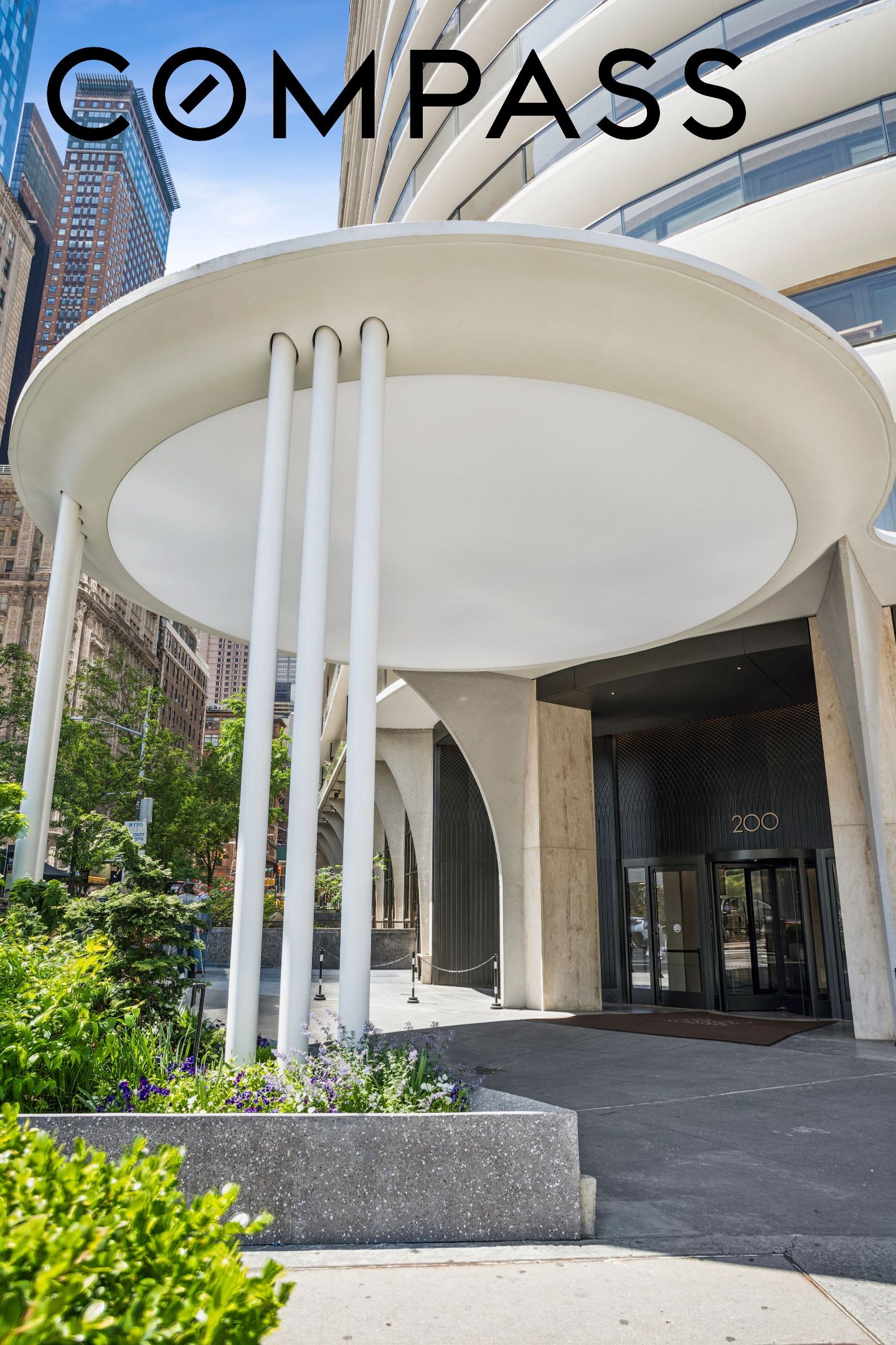 200 Central Park S 18L