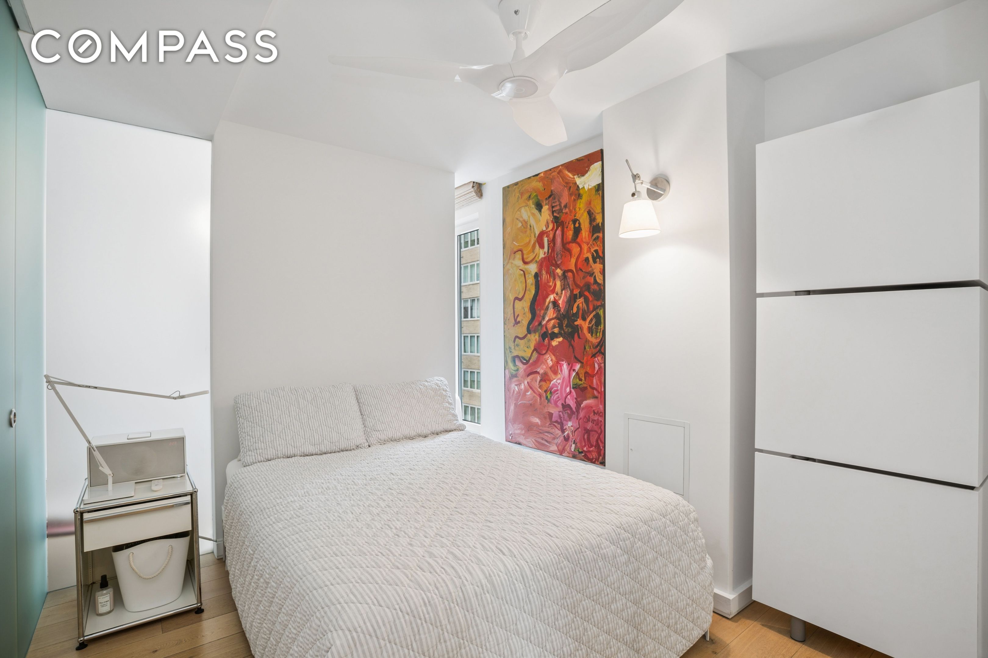 200 Central Park S 18L