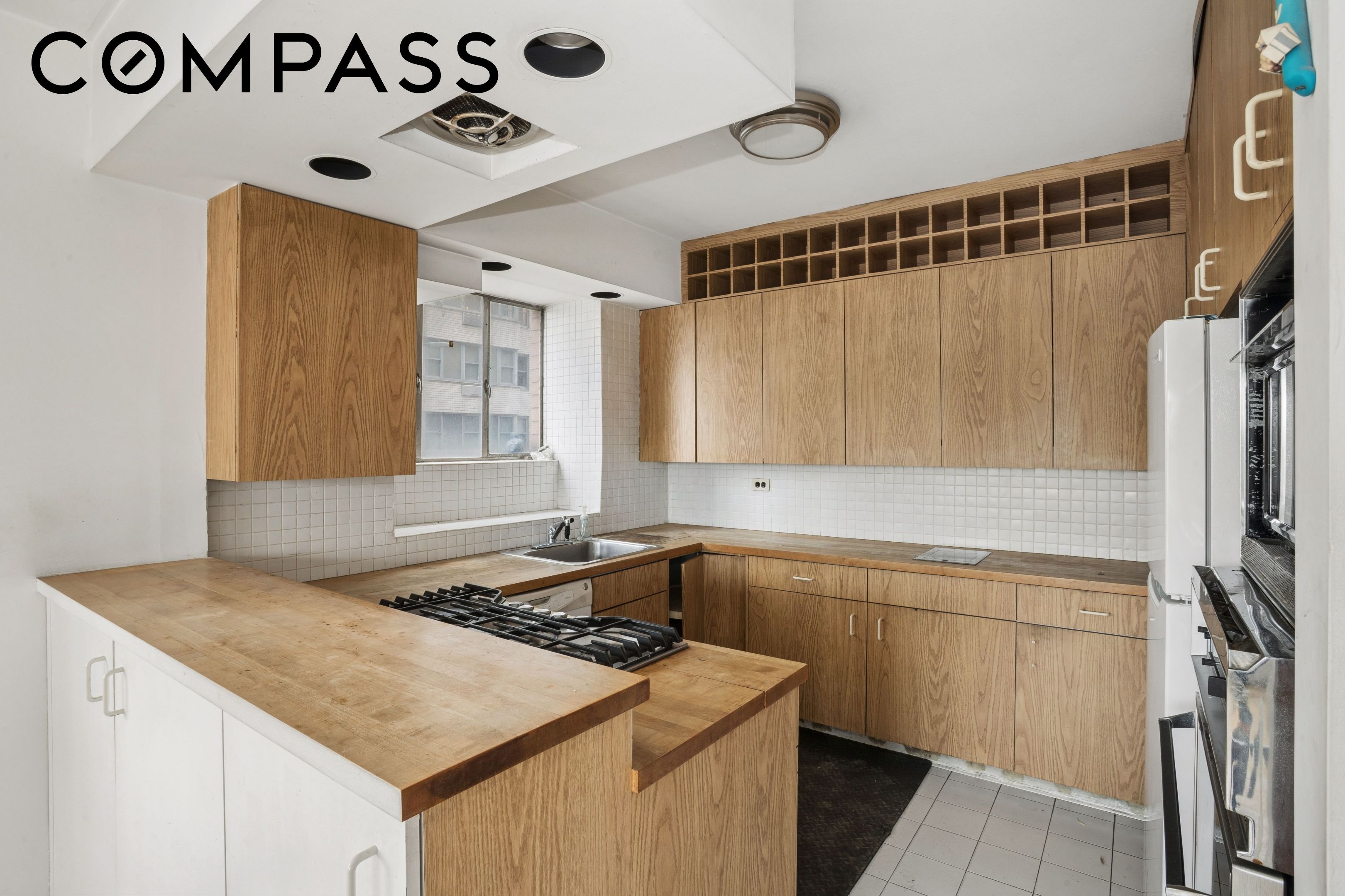 25 Sutton Place S 2N