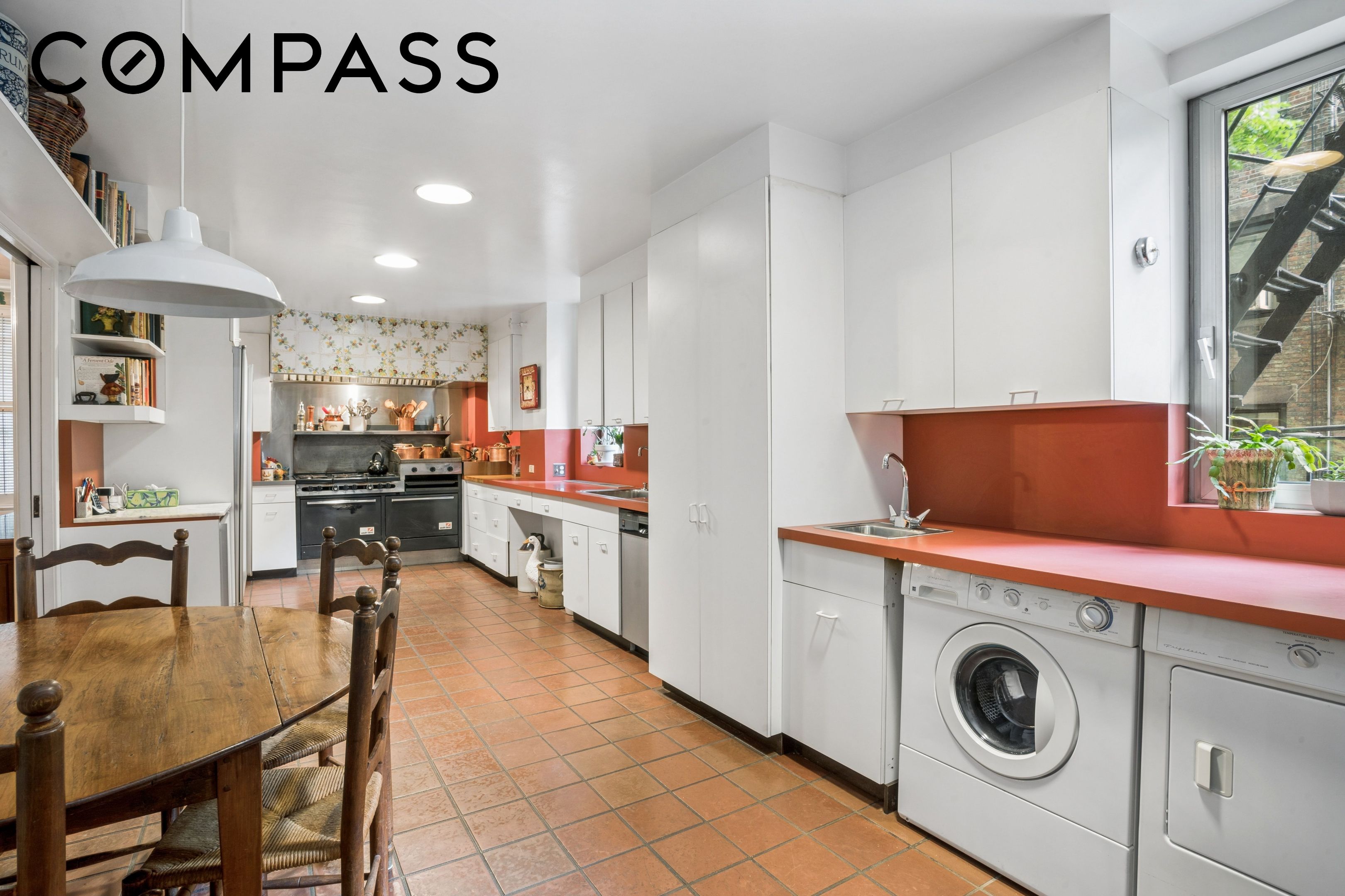 447 E 57th Street 4W