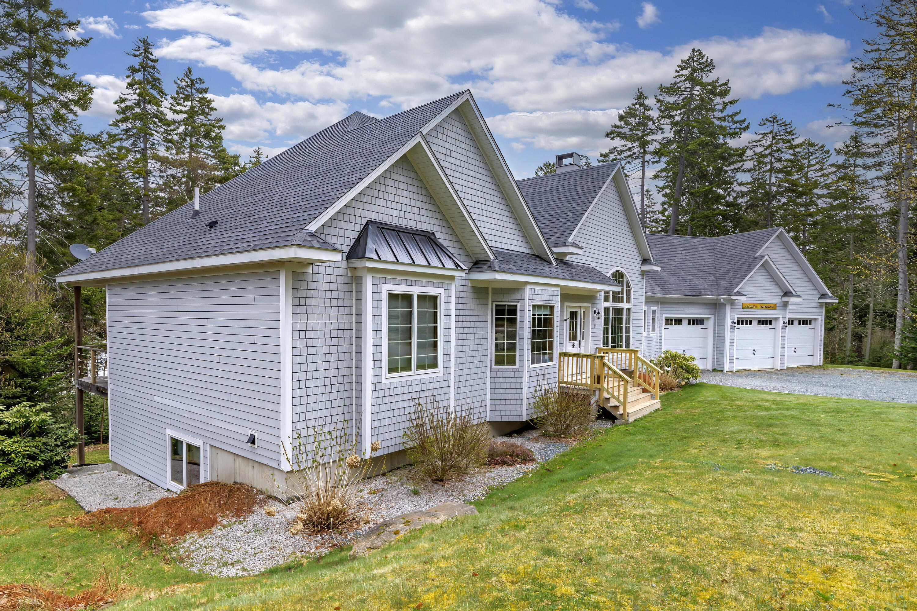 24 Coves End Drive